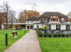Le Relais de La Malmaison, a member of Radisson Individuals，位于吕埃尔-马尔迈松的酒店
