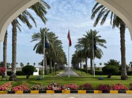 Al Sawadi Beach Resort & Spa，位于拜尔卡的酒店