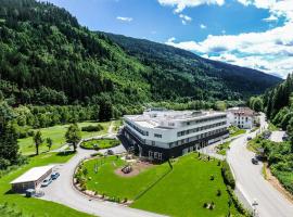OptimaMed Kurhaus Wildbad，位于Wildbad Einöd的酒店