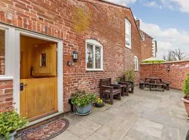 3 Bed in Whitchurch 73192