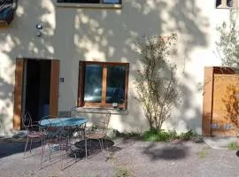 Charmant studio à Aubusson avec terrasse 35 m²