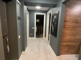 V apartament - ultra central Otopeni