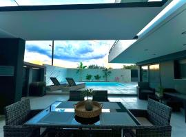 Elite Water House，位于帕特雷的酒店