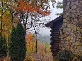 Log Cabin，位于Bailey Camp的酒店