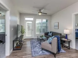 Stylish & Spacious Stay Near The Banks