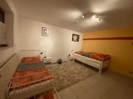 Ruhige Ortsrandlage 1