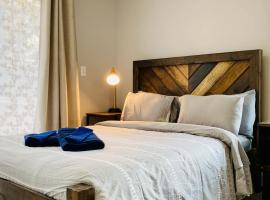 16 A COZY GETAWAY 4BED 3BATH HOME W FIRE PIT，位于绍辛顿的酒店