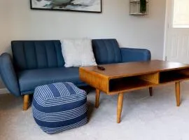 2 Beautiful 1 BR Apartment - Central CT