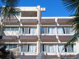 万沢温泉，位于Nambu的酒店