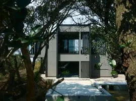KITOW private villa