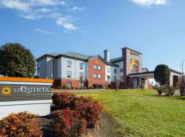 劳登拉昆塔套房酒店 ，位于Loudon的酒店
