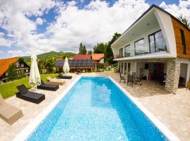 Hotel Relax & Resort Sovata，位于索瓦塔的酒店