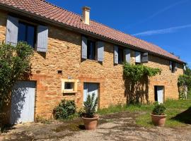 la ferme des treilles，位于Simeyrols的酒店