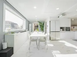 Htb Tailored Service Home & Garden Near Seoul Stn