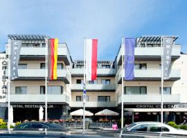 Cristal SPA，位于德兹维济诺的酒店