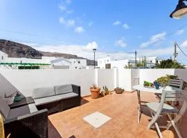 Home2Book Cozy Dúplex & Spacious Terrace in Órzola