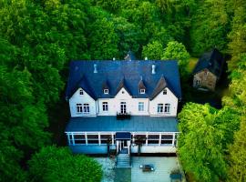 VILLA FIRST im Sophienhof，位于柯尼希斯温特的酒店