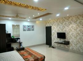 Hotel Ganesh，位于Pāli的酒店