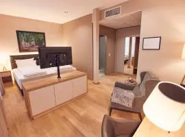 玛利亚拉西湖滨酒店