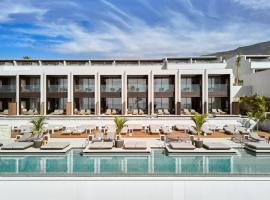 Royal Hideaway Corales Villas，位于阿德耶的酒店