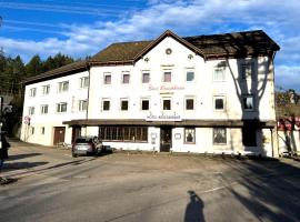 Bad Bruckhaus Erlebnishotel，位于瓦尔茨胡特田根的酒店