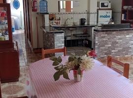 Travelers' House Casa Hospedaje，位于万查科的酒店
