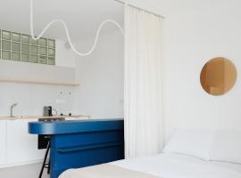 Bluetto，位于特尔纳瓦的酒店