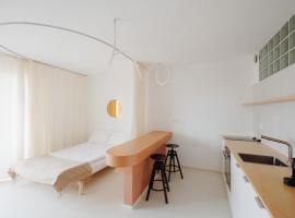 Toffino，位于特尔纳瓦的酒店