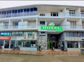 Hotel Victoria Regia Puerto Asís Putumayo，位于阿西斯港的酒店