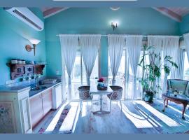 where's grandma - איפה הסבתא，位于埃米瑞姆的酒店