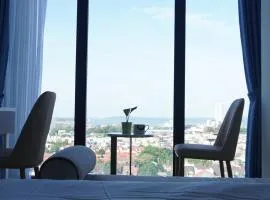 Blue Belle Staycation Pollux Habibie
