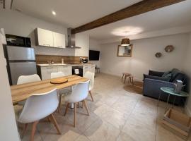 Fleurie Appartement T2，位于Lancié的酒店