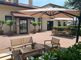 Green Garden Smart Resort，位于梅斯特的酒店