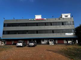 Hotel Sabareesh，位于Agastīswaram的酒店