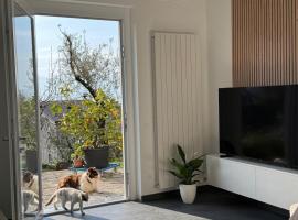 Casa Verenice，位于里瓦迪索尔托的酒店