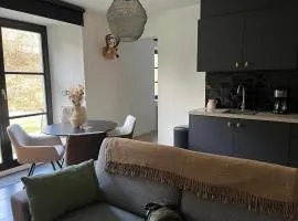 Gezellig appartement met terras in het groen