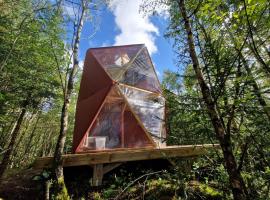 Vajra Dome，位于Örby的酒店