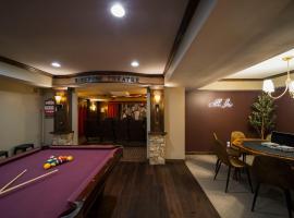 EPIC Group Stay Big Gameroom Bar Arcade Playroom
