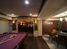 EPIC Group Stay Big Gameroom Bar Arcade Playroom