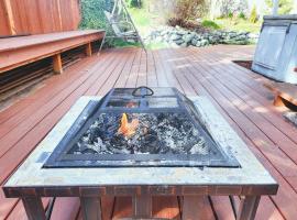Cozy and Relaxing Private Getaway Full Amenities，位于贝灵厄姆的酒店