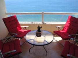 Costa Quilen Vista al Mar，位于霍尔恩的度假短租房