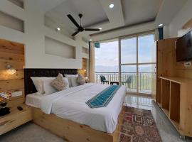 Woods Villa Cottages Manali - 1,2,3,4 Cottages & Villas Available in manali with scenic mountain view，位于马拉里的酒店