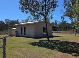 Blackbutt The Shack at Gilinlea，位于Benarkin的酒店
