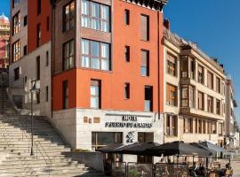 Hotel Puerto de Candás，位于康达的酒店