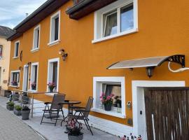 L'Orange，位于Scheidgen的酒店