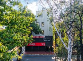 Hotel Treeline，位于哈尔德瓦尼的酒店