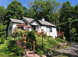 Rooms in peaceful nature settings，位于萨顿的酒店