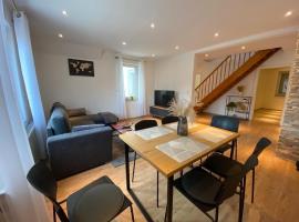 Burgblick，位于巴特乌拉赫的酒店