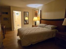 Mughal Motel，位于East Greenbush的酒店