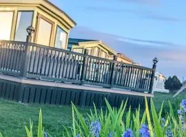 Peacehaven, Ynyslas, Borth